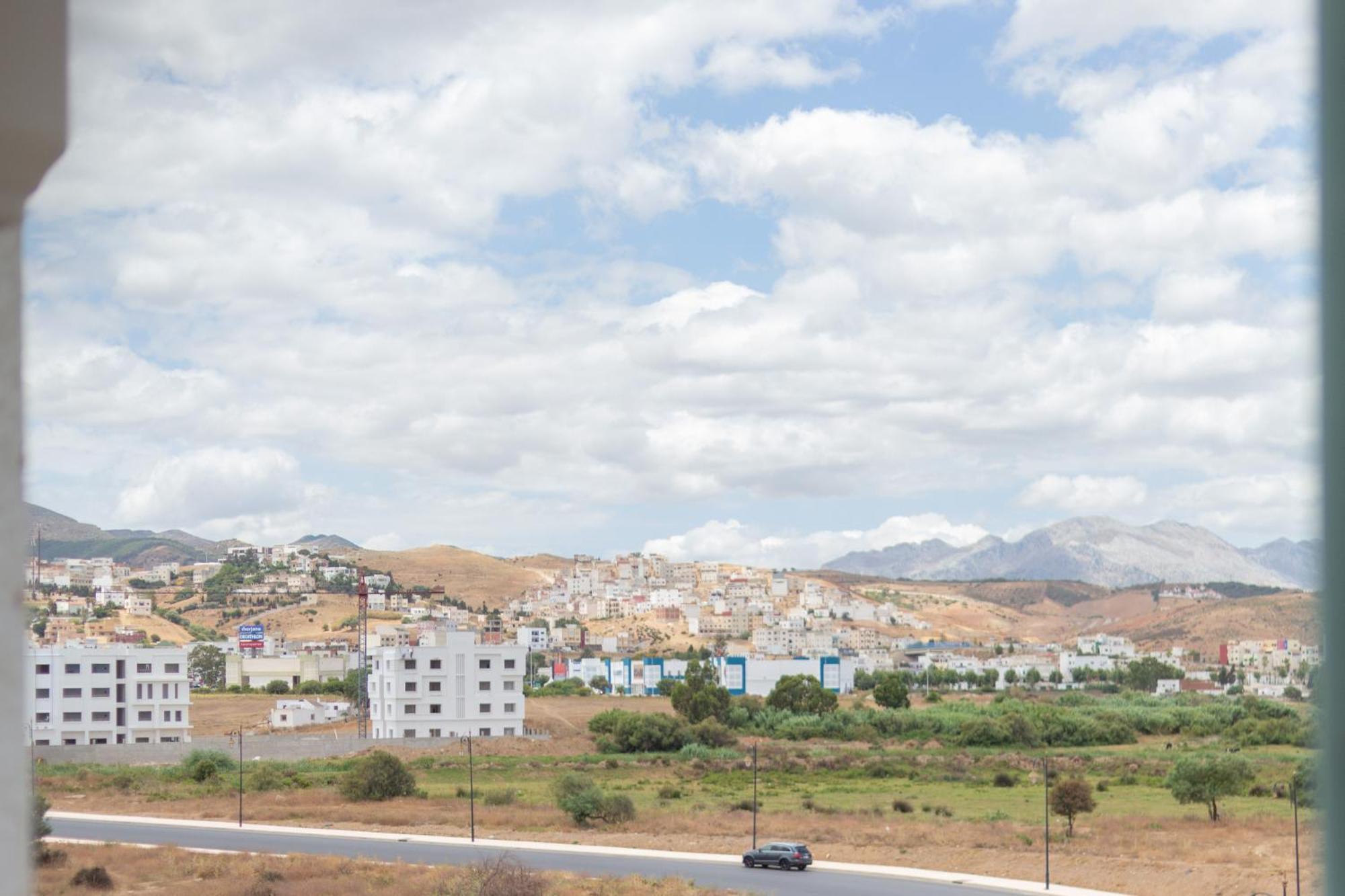 Appartements Calmes Et Spacieux Tétouan Exterior foto