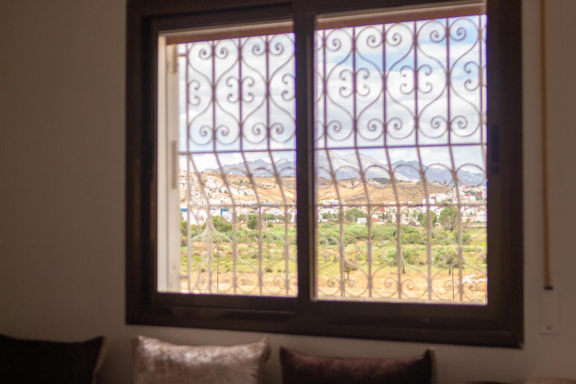 Appartements Calmes Et Spacieux Tétouan Exterior foto